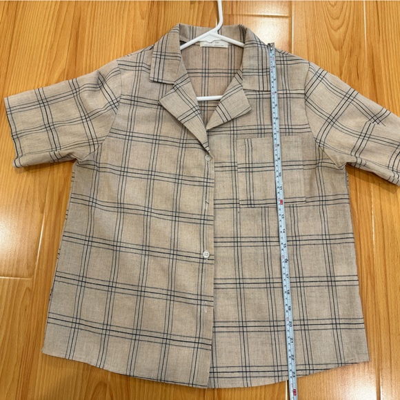 Oak + Fort Cropped Short Sleeve Button Up Size Small - Picture 5 of 6